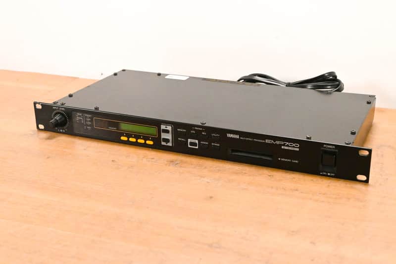 Yamaha EMP700 Stereo Multi-Effect Processor CG01ZTU image 1