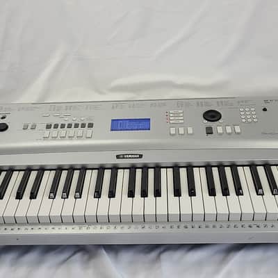 Yamaha DGX-220 Portable Grand Electronic Keyboard & Power Cord 01974 image 2