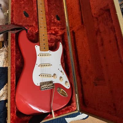 Fender Limited Edition '50s Stratocaster with Maple Fretboard, Gold Hardware 2017 - Fiesta Red image 1