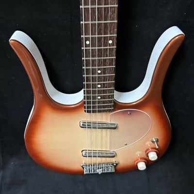 Danelectro Longhorn 2025 - Copper burst image 9