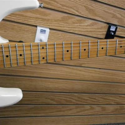 Washburn G-3V 80s White image 5