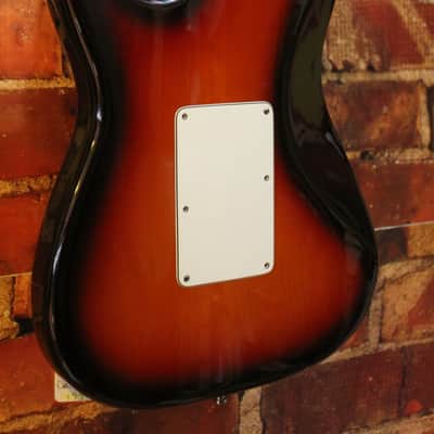 1997 Fender Strat Plus Deluxe – Antique Burst image 7