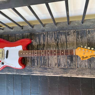 Fender Bronco 1976 - Red image 1
