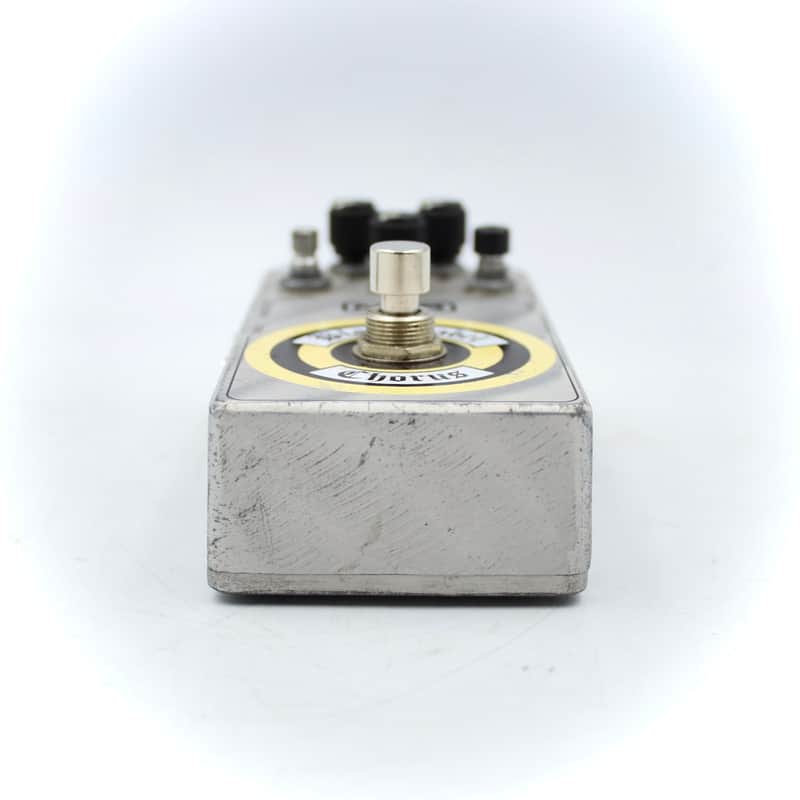 MXR ZW38 Black Label Chorus Zakk Wylde Signature Effect Pedal