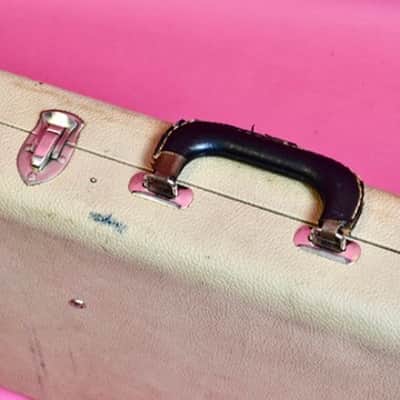 Vintage 1963 Fender Jazzmaster / Jaguar Hard Case - White Tolex - Rare Custom Color Case!  Pre-CBS Strat image 15