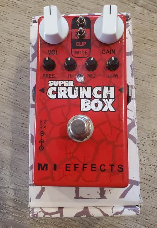MI Audio Super Crunch Box V2 2010s - Red image 1