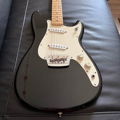 Used Fender Traditional Duo Sonic 1994 Black In Excellent Condition image 3