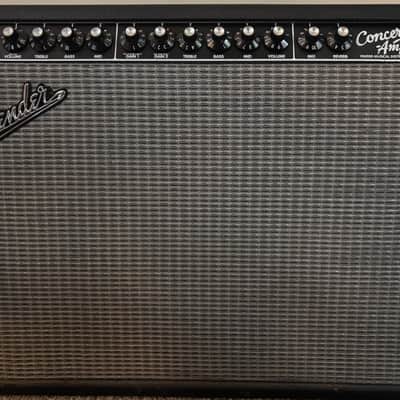 Fender Concert Amp 2-Channel 60-Watt 1x12" Guitar Combo 1996 silver face image 1