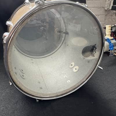Ludwig 1970s 3 Piece 3 Ply Fab Shell Pack, 9x13, 16x16, 14x22, Gloss Maple Lacquer image 9
