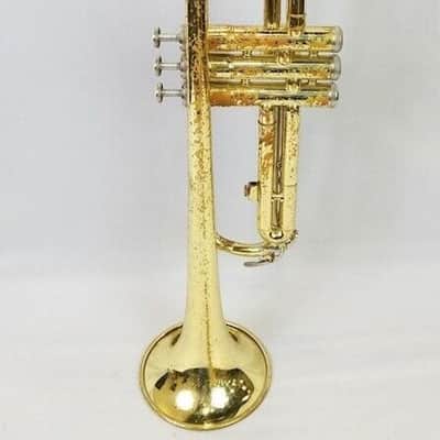 Yamaha YTR-2320 Trumpet Brass w/ case mouthpiece, Japan. Acceptable Condition image 8