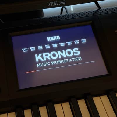 Korg Kronos 3 88-Key Digital Synthesizer Workstation 2025 - Black image 2