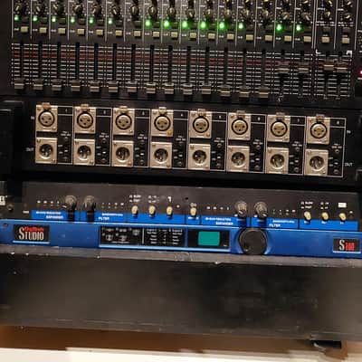 Tascam M-2524アナログミキサー 24ch8バス Tascam M-2524 24 Channel / 8 Bus Analog Multitrack Mixer Mixing
