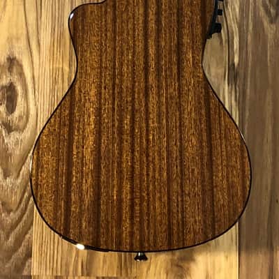 Lanikai MAS-CEC Acoustic/Electric Concert Ukulele All Solid Mahogany image 2