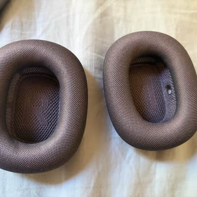 Apple - AirPods Max - Space Gray image 10