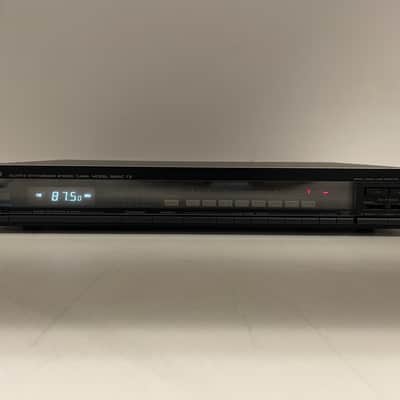 Kenwood - T2 - Tuner - Quartz Synthezised image 2