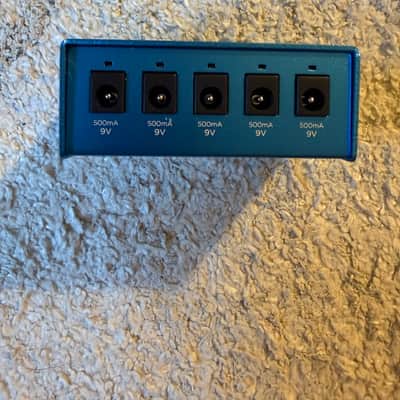 Strymon Ojai 5-Output Compact High Current DC Power Supply 2016 - Present Blue image 2