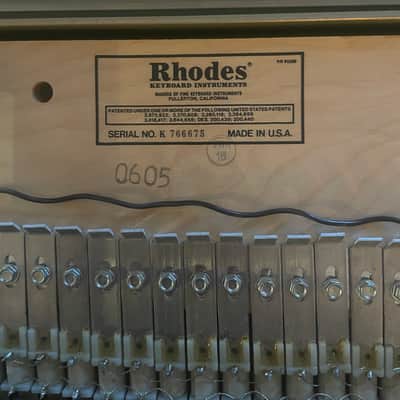 Rhodes Mark II Stage 73-Key Electric Piano 1979 - 1983 - Black Flat Top image 4