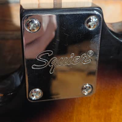 Squier 2019 Affinity Series Stratocaster Indian Laurel Fretboard 2-Color Sunburst image 18