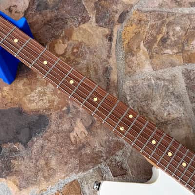 Reverend Descent W Baritone with Rosewood Fretboard 2024 - Present - Trans White image 3
