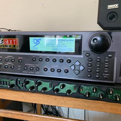 E-MU Systems E4xt ultra - Black