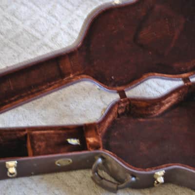 Everest Guitar Hardshell Case, Brown, fits Smaller Acoustic Guitars. Taylor Big Baby, Tacoma Cheif image 1