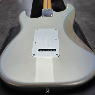 Fender H.E.R. Stratocaster BRAND NEW Limited Edition Artist Signature Custom Chrome Glow Anodized Aluminum 60s Vintage Spec Noiseless Pickups HER Strat Color Change Flip Flop Paint Guitar image 14