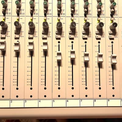 Speck Electronics LiLo 16 Channel Recording Mixing Console image 3