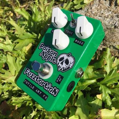 Futile Art FX Custom Shop 🍏 Poison Apple Fuzztortion OpAmp Muff image 6