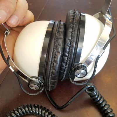 Pioneer SE-50 Over-ear coil corded stereo headphones 1970s image 2