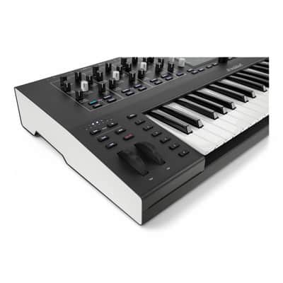Waldorf Iridium Keyboard 49-Key Synthesizer + Roland CB-B49D Carry Bag Bundle image 5