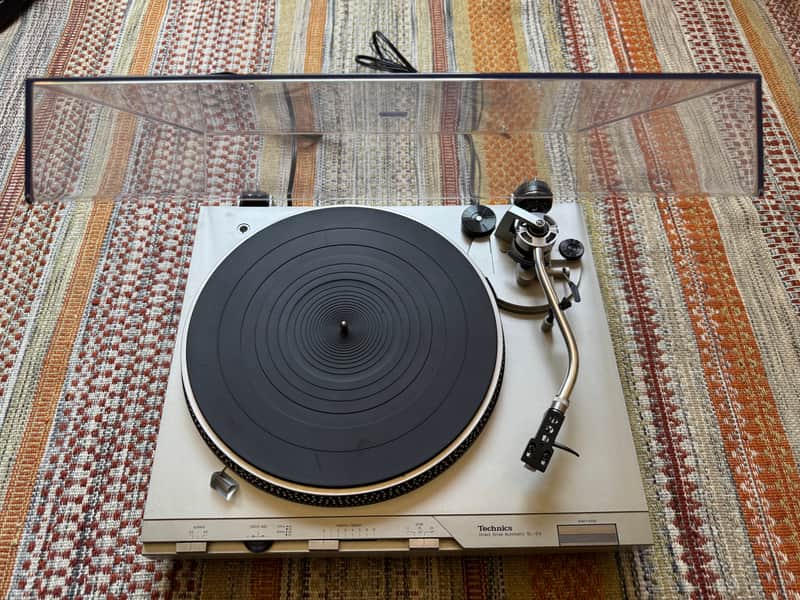 Technics SL-D3 Vintage Direct Drive Turntable (Please Read Description) image 1