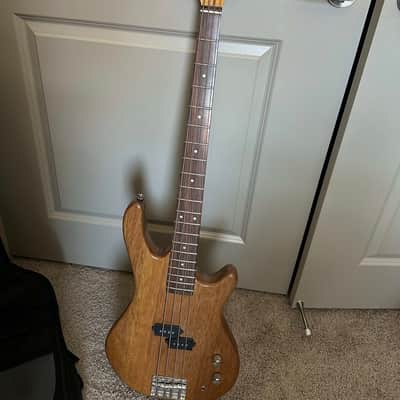 Samick Bass FB-15  - Natural grain image 5
