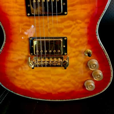 Vicers Custom 2020 - Cherry Burst with Quilted Maple Top image 4
