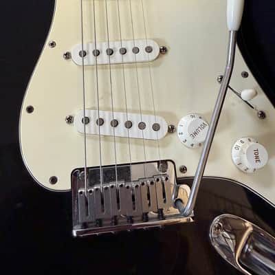 2001 Fender American Standard Stratocaster with Maple Fretboard Black Finish Original Case image 4