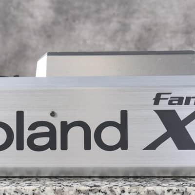 Roland Fantom X6 Synthesizer Workstation Keyboard in Very Good condition. image 18