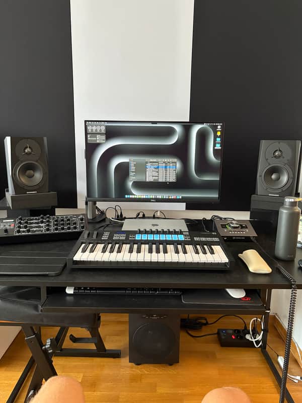 Dynaudio LYD 5 Active Nearfield Studio Monitor (Pair) 2016 - 2019 Black image 1