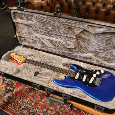 American Ultra II Stratocaster Ebony Fingerboard Noble Blue image 8