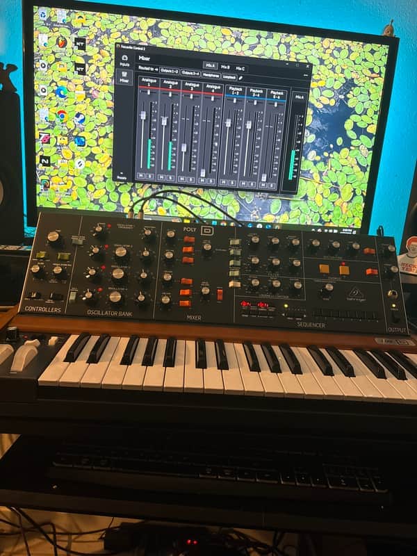 Behringer Poly D 4-Voice Polyphonic Synthesizer | Reverb