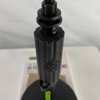 Shure by Gator SH-DESKTOP1 Round Base Desktop Microphone Stand, Black image 3