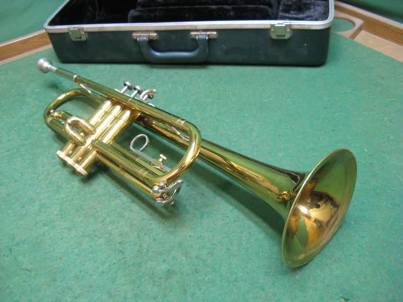 Bach Bundy Trumpet 1973 - Reconditioned - Original Case & Bach 7C MP image 1