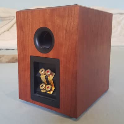 Boston Acoustics VR-M50 Reference Speakers - Cherry Wood Finish - MINT Condition at a BARGAIN Price image 4