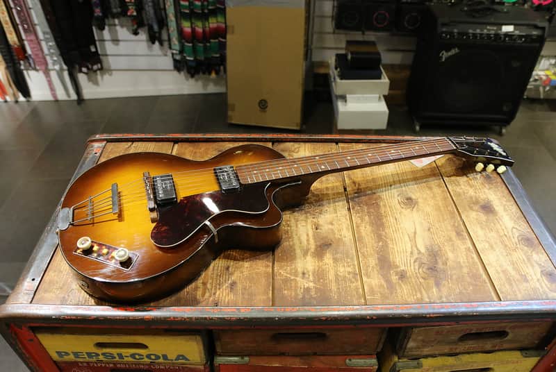 Hofner Club 50 1964 - Sunburst Bild 1