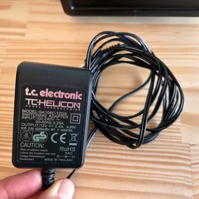 TC Helicon VoiceTone Synth in Original box with support CD, cable and Original Power Supply in Excellent Condition image 9