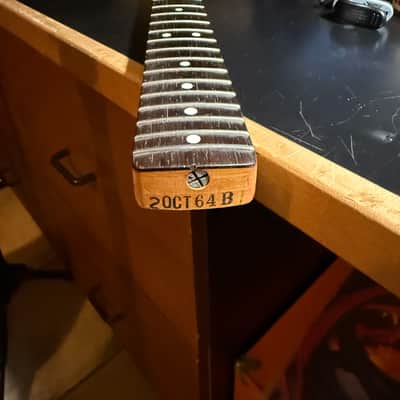 Fender Stratocaster 1964 - Burgundy Mist image 24