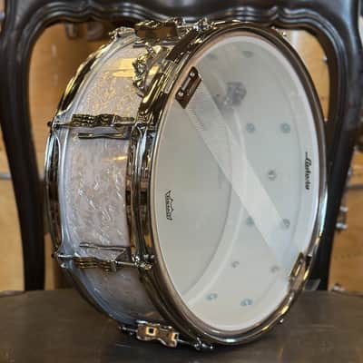 NEW Ludwig 5.5x14 Jazz Fest Snare Drum in White Marine Pearl image 5