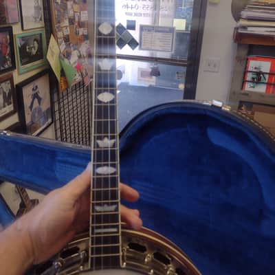 Vega C.F.Martin Tenor Banjo 1970-1979 - Metal and wood image 2