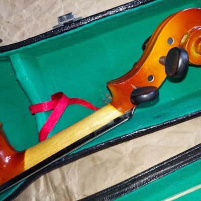 Bestler 4/4 Violin with Hard Case & Bow, very good condition image 7