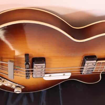 Hofner 500/2 Club Bass 1964 Sunburst image 7
