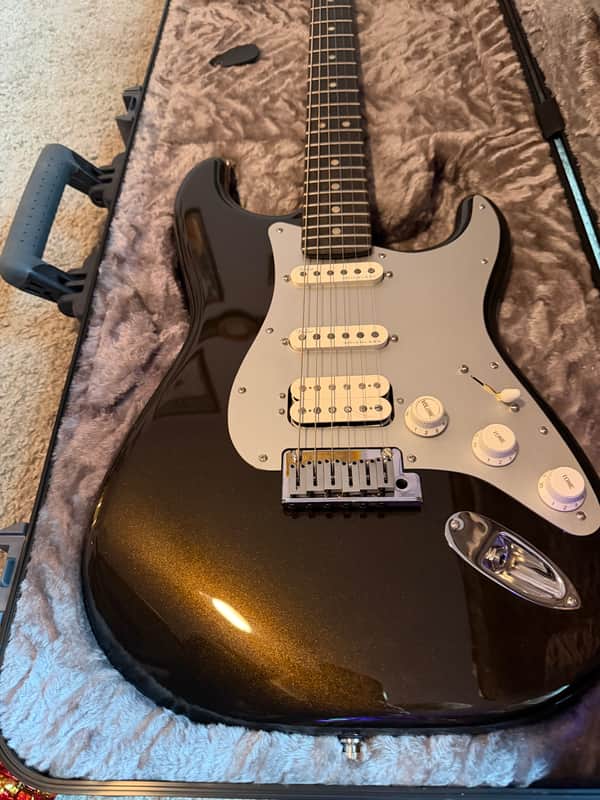 Fender American Ultra HSS Stratocaster - Texas Tea with Ebony Fretboard