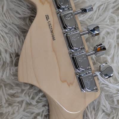 Mint Fender Yngwie Malmsteen Stratocaster White Electric Guitar, Scalloped board image 7